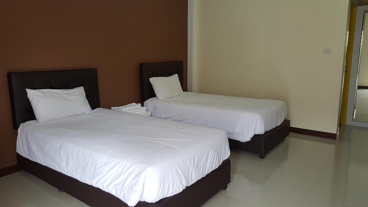Charoensuk Grand Hotel Kabin Buri Extérieur photo
