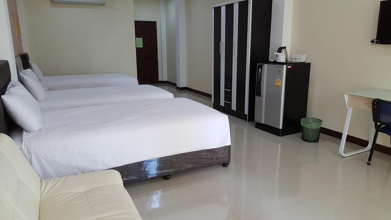 Charoensuk Grand Hotel Kabin Buri Extérieur photo